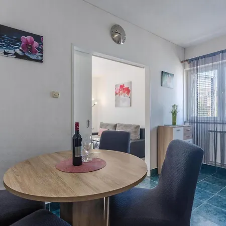 Apartamento Milka In In Strandnaehe *